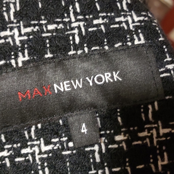 MAX NEW YORK BELTED WAIST BLACK & WHITE COAT SZ 4 - Picture 14 of 16